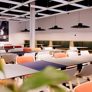 Picture of the empty canteen