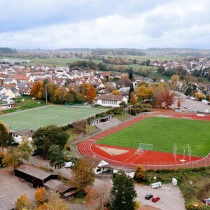 Drohnen-Aufnahme eines Fußballfeldes auf dem DEHOGA Campus in Calw